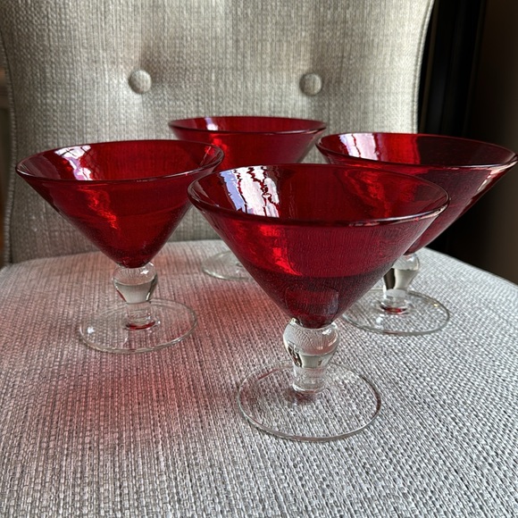 Artland Iris Ruby Red Hand Blown Bubble Gasses (Set of 4) - Picture 6 of 9